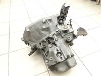 Peugeot 208 I 12-15 Binzin VTi 1,2 60KW CR03 Schaltgetriebe Getriebe Peugeot 208 I 12-15 27.09.2012 9678376580 gebraucht Vorschau 6