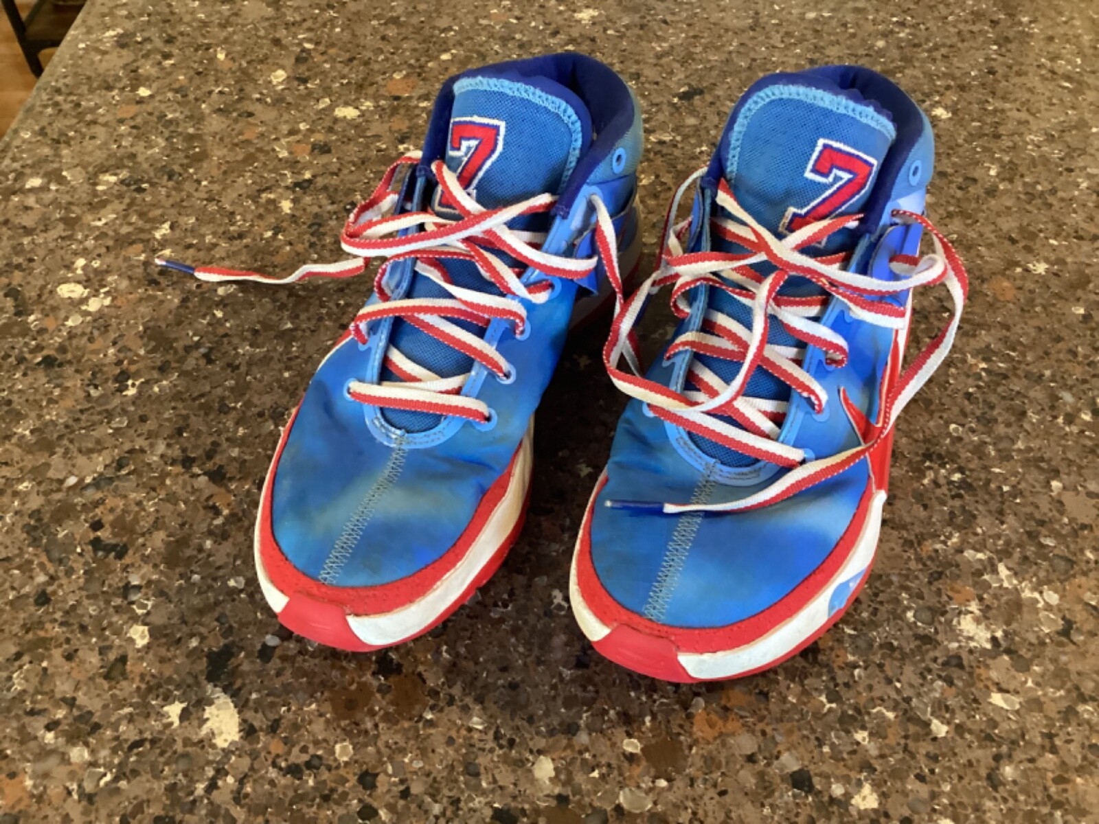 kd 13 university red