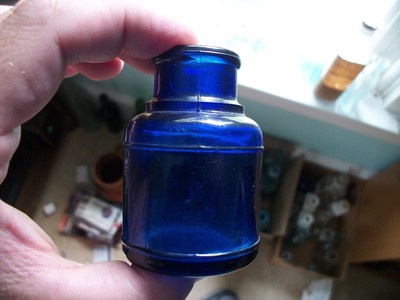NICE PRETTY COBALT BLUE CORKTOP INK BOTTLE 1915 ERA
