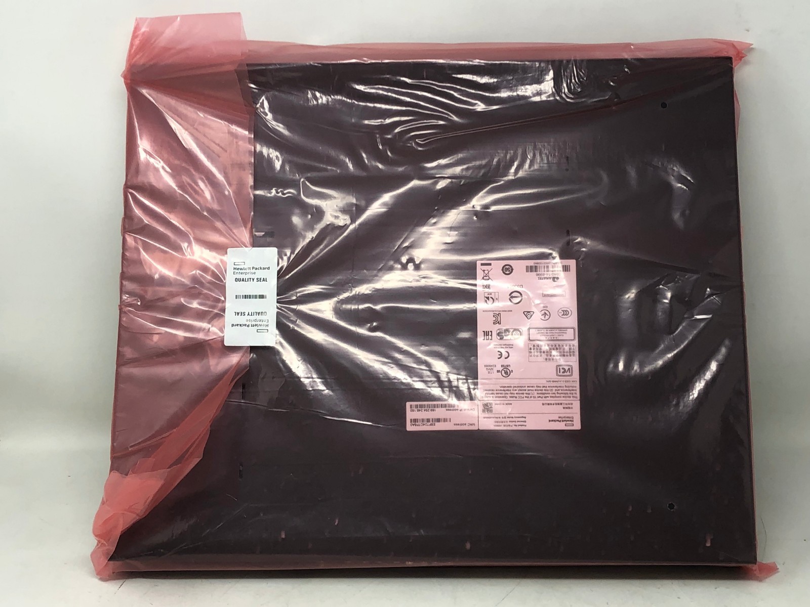 HP 1950-24G-2SFP+-2XGT-PoE+ Switch US en JG962A#ABA