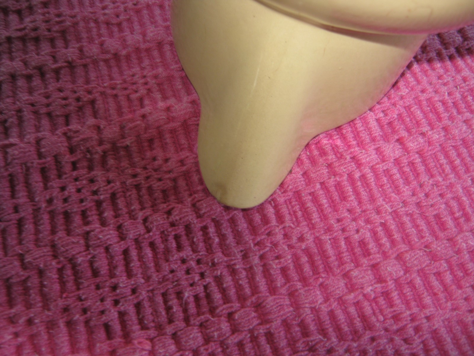 WATT POTTERY 4 PETAL STARFLOWER #17 PITCHER WITH ICE LIP