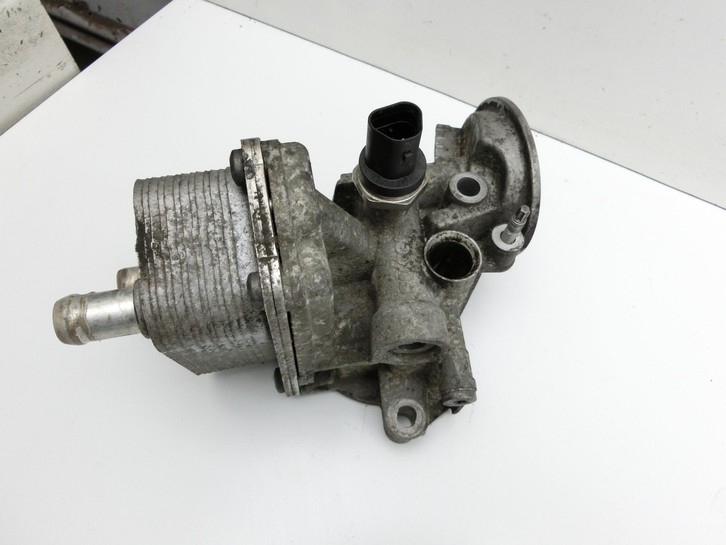 Ford Mondeo 5 V CF 14-19 2,0 110KW T7CE1F Ölfiltergehäuse Gehäuse Halter für Ölfilter Ford Mondeo 5 V CF 14-19... Vorschau 3