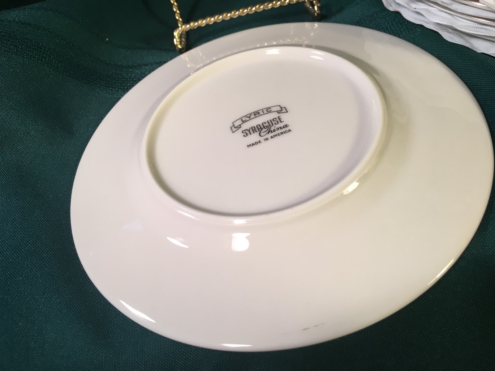 Syracuse LYRIC Green Leaves on Branch Platinum Trim Set of 6 BREAD  PLATES