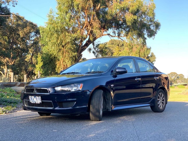 Mitsubishi lancer lx
