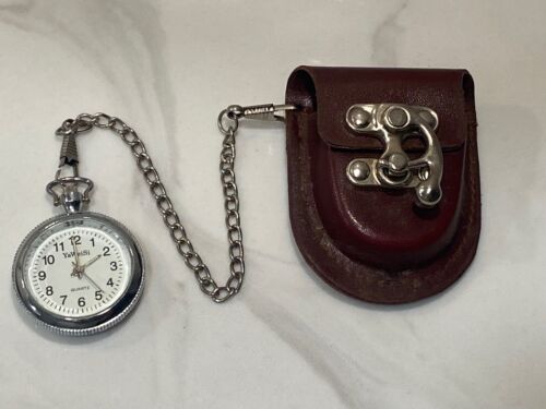 その他 Analogue Pocket Silver Silver version has a structured plastic surface? : r