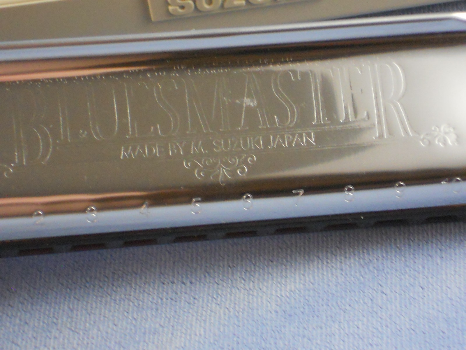 NOS HARMONICA Suzuki BLUESMASTER - 10 Hole Key of A No. MR-250 A