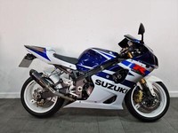 2004 Suzuki GSXR1000K4, Akrapovic Exhaust, Crash Bungs, Double Bubble Screen 