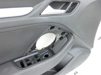 Audi A3 8V 12-16 5T Türverkleidung Türpappe Links Vorne Audi A3 8V 12-16 17.06.2014 gebraucht Vorschau 4