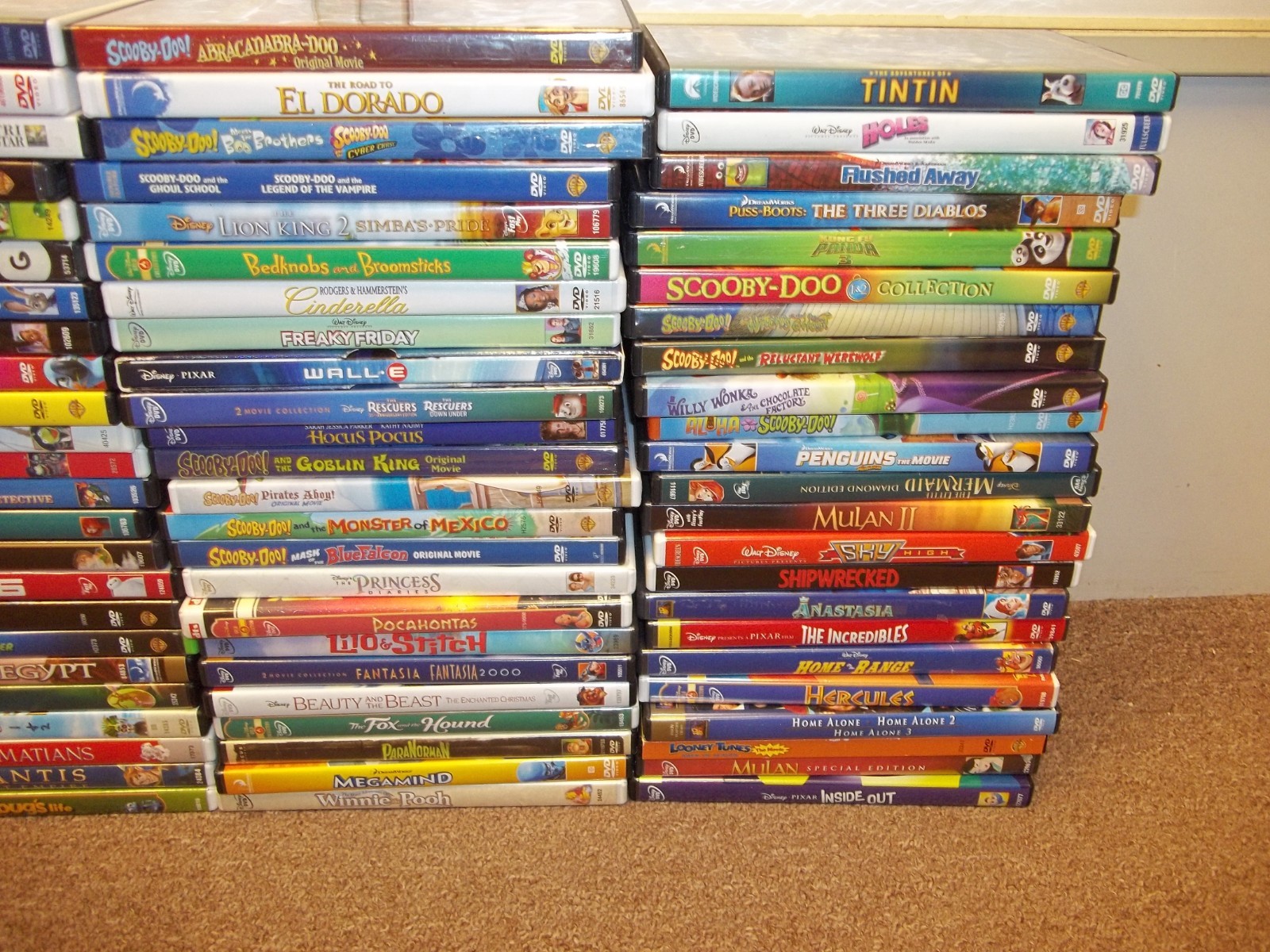 97 empty DVD cases with artwork all kids movies