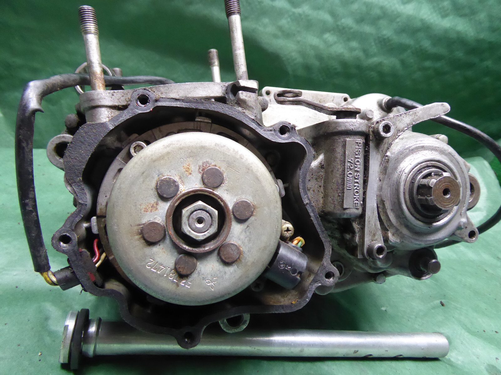 1991 Kawasaki KX250 (H) Engine Crankshaft Plus Cases + Gear