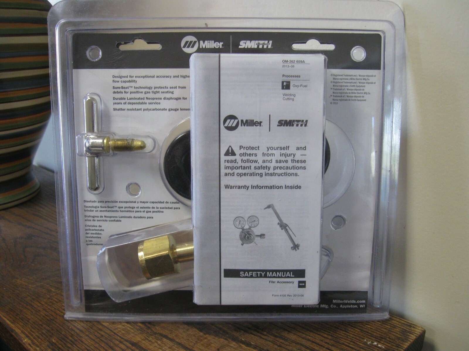 New! MILLER/SMITH Medium Duty Regulator Series 30 (30-15-300)