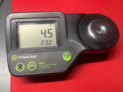 Milwaukee MA871 Range 0-85% Digital Brix Refractometer