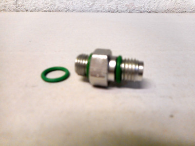 A/C SWITCH ADAPTER FITTING 3/8-24 MOR X M10-1.25 MALE SWITCH W/ SCHRADER VALVE