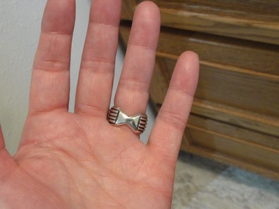 Estate Signed PB Sterling Silver Groove Southwestern Ring Band Native Sz 6 Heavy