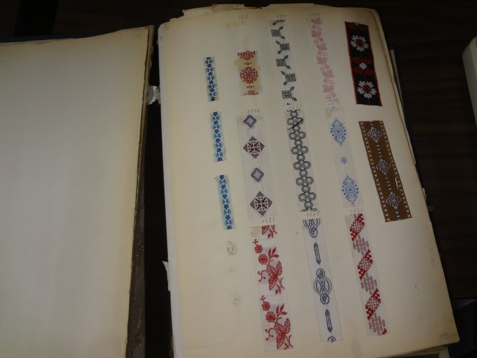 Antique Vintage fabric French sample book ribbons tapes silk metallic cotton #16