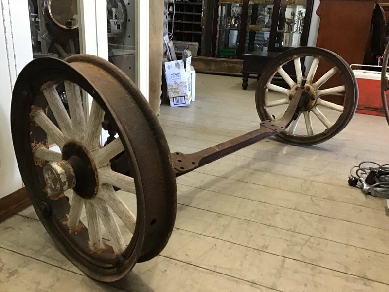 Antique Vintage Old Metal Wagon Cart Wheels Axel Garden Bench