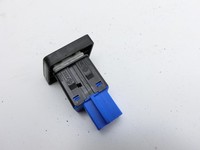 VW Touran II 5T 15-21 Warnblinkschalter Schalter VW Touran II 5T 15-21 24.10.2016 5TB953509 gebraucht Vorschau 4