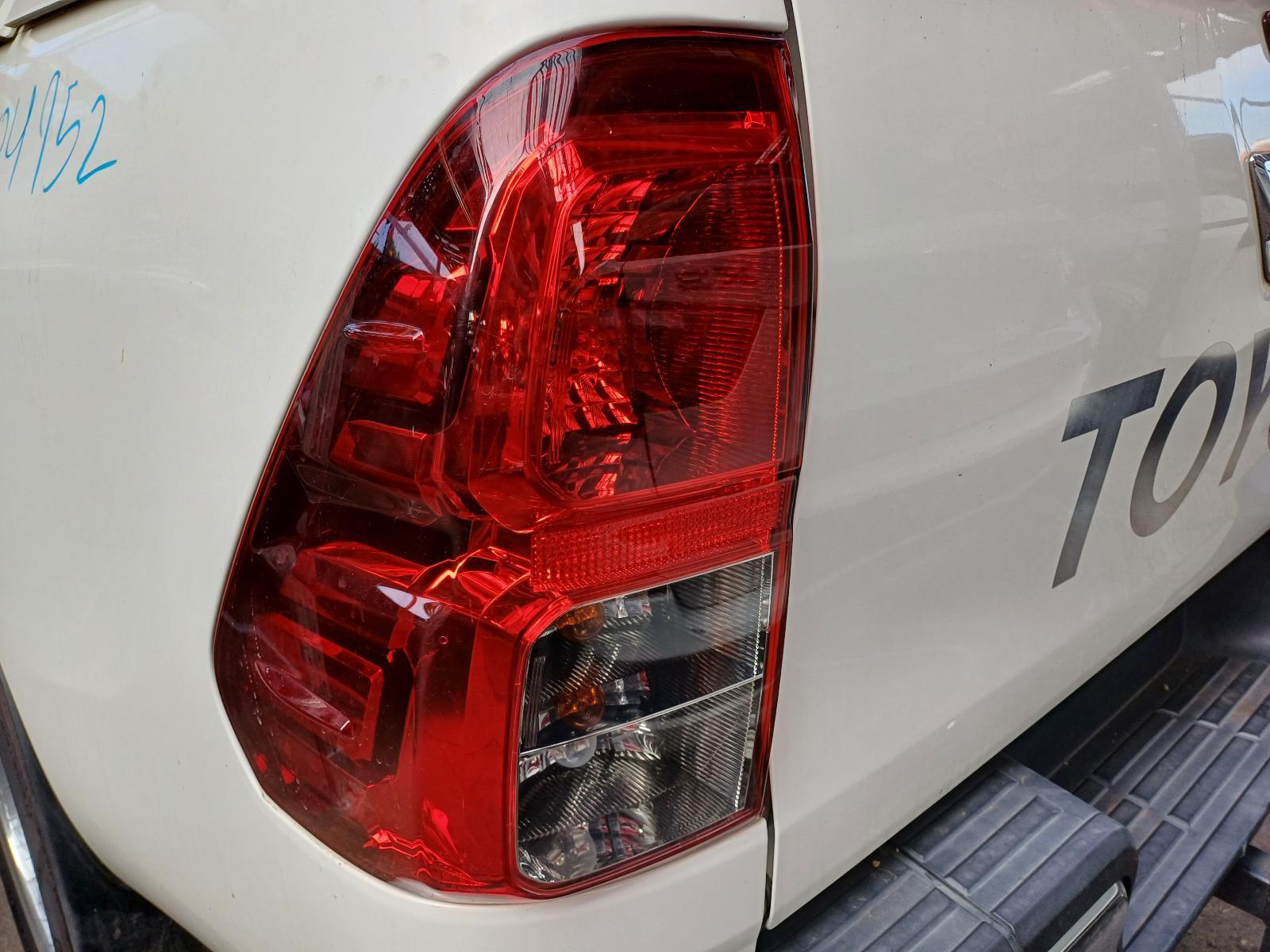 TOYOTA HILUX 09/2015-2024 AXLE RIGHT REAR 2WD HI-RIDE/4WD 61404952-01 - thumbnail 7