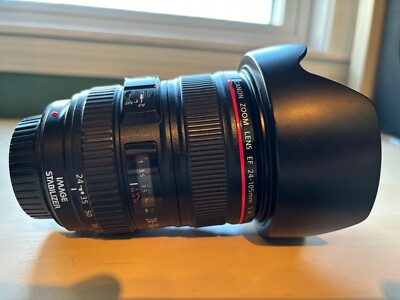 Canon EF 24-105mm F/4L IS USM Standard Zoom Lens *With lens hood and case*