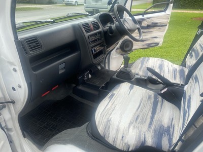 image 4 of interior