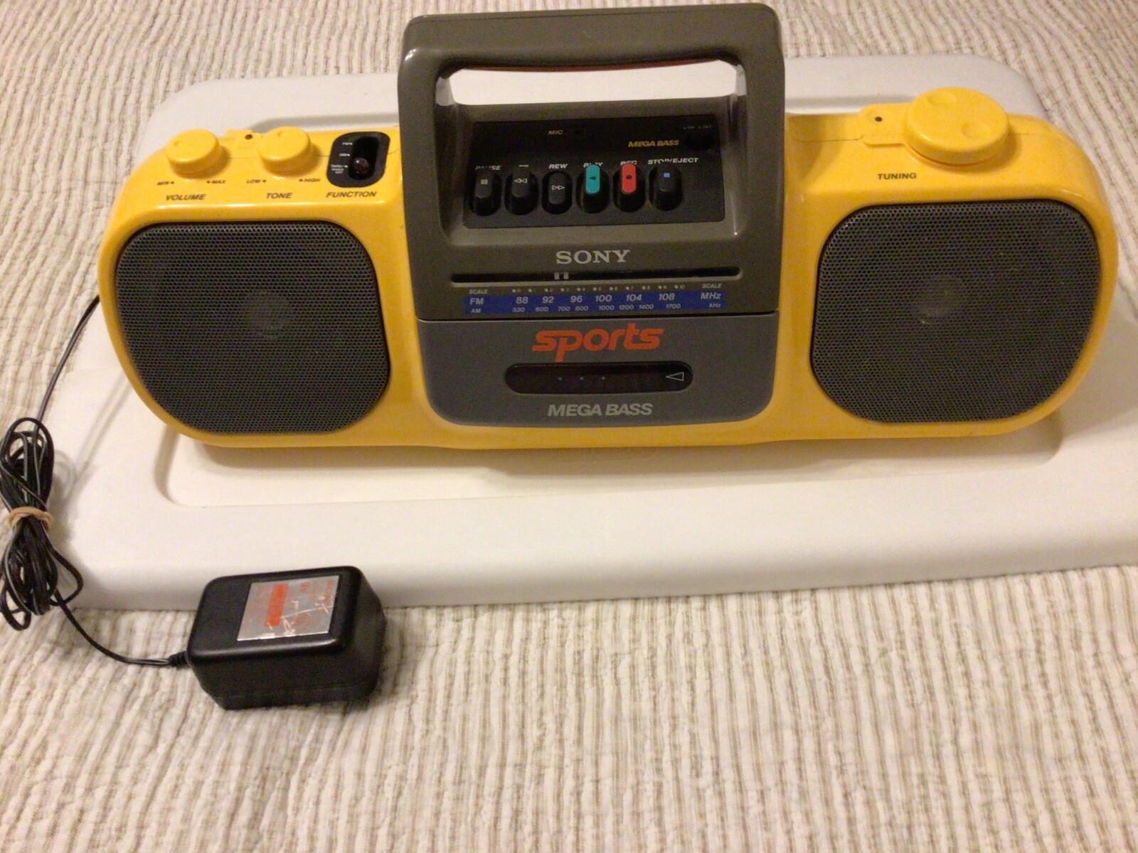 SONY スポーツラジカセ MEGA BASS Yahoo!オークション - SONY ソニー MEGA BASS CDラジカセ