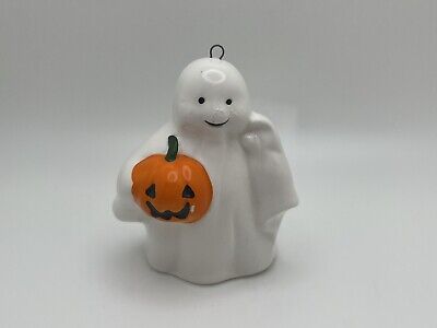 Halloween Ceramic Figurine Cute Ghost Holding Pumpkin Jack-o-lantern Ornament