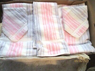 Vintage Utica MCM 5 piece towel set