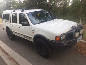 Ford courier 2001