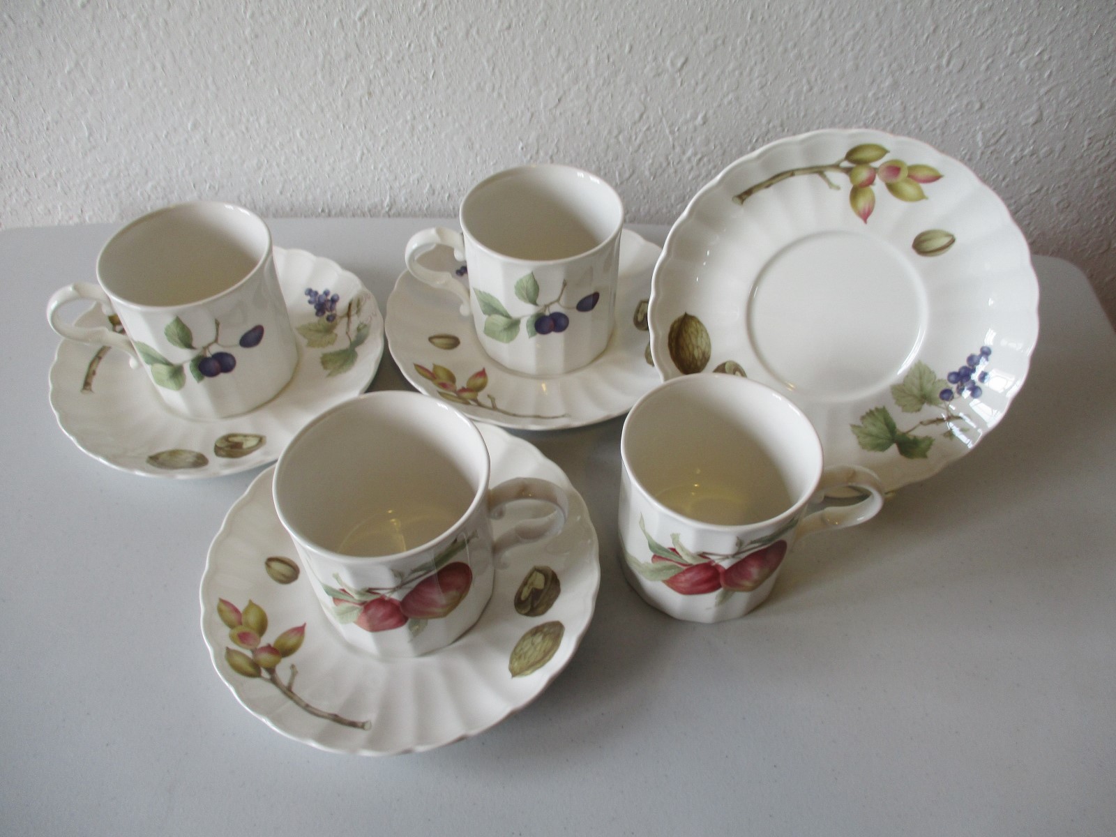 4 Mikasa Maxima Belle Terre Flat Cups & Saucers