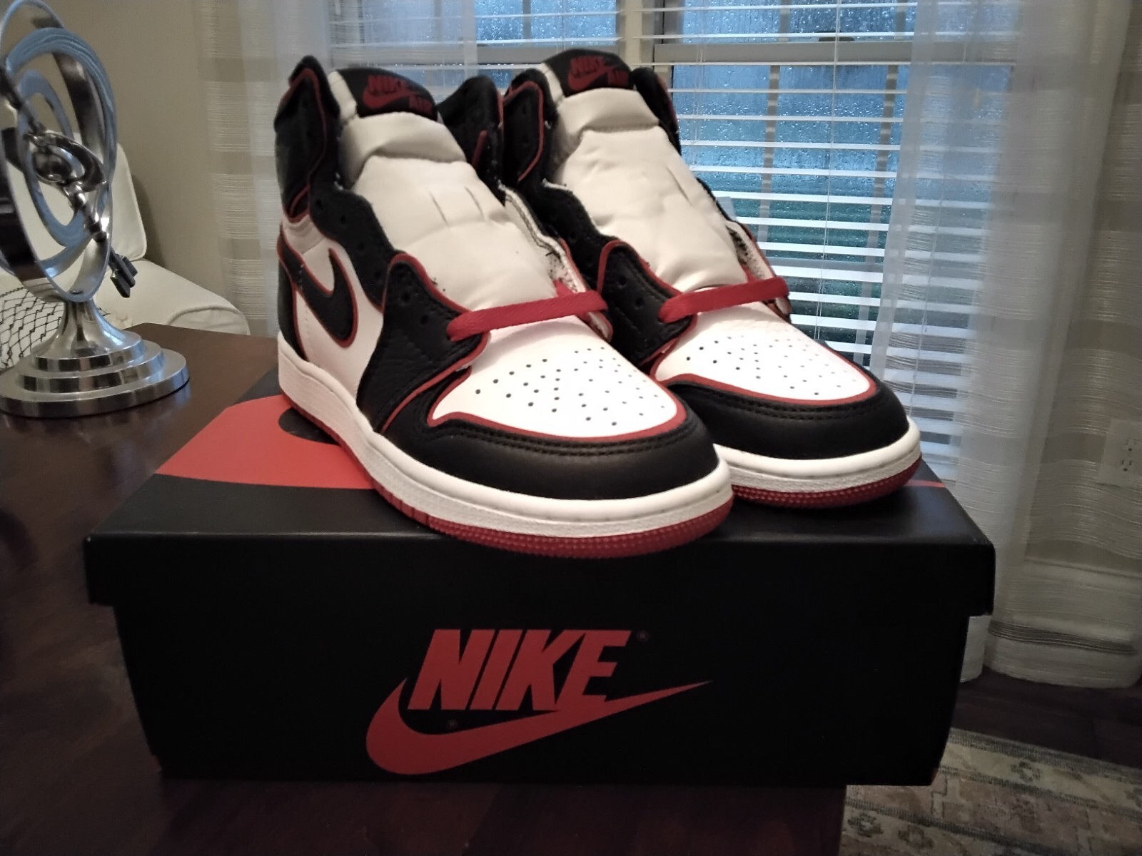 Nike Air Jordan 1 Retro High Bloodline ジョーダン 1 Buy Air Jordan 1 Retro High OG 'Bloodline' - 555088 062 | GOAT