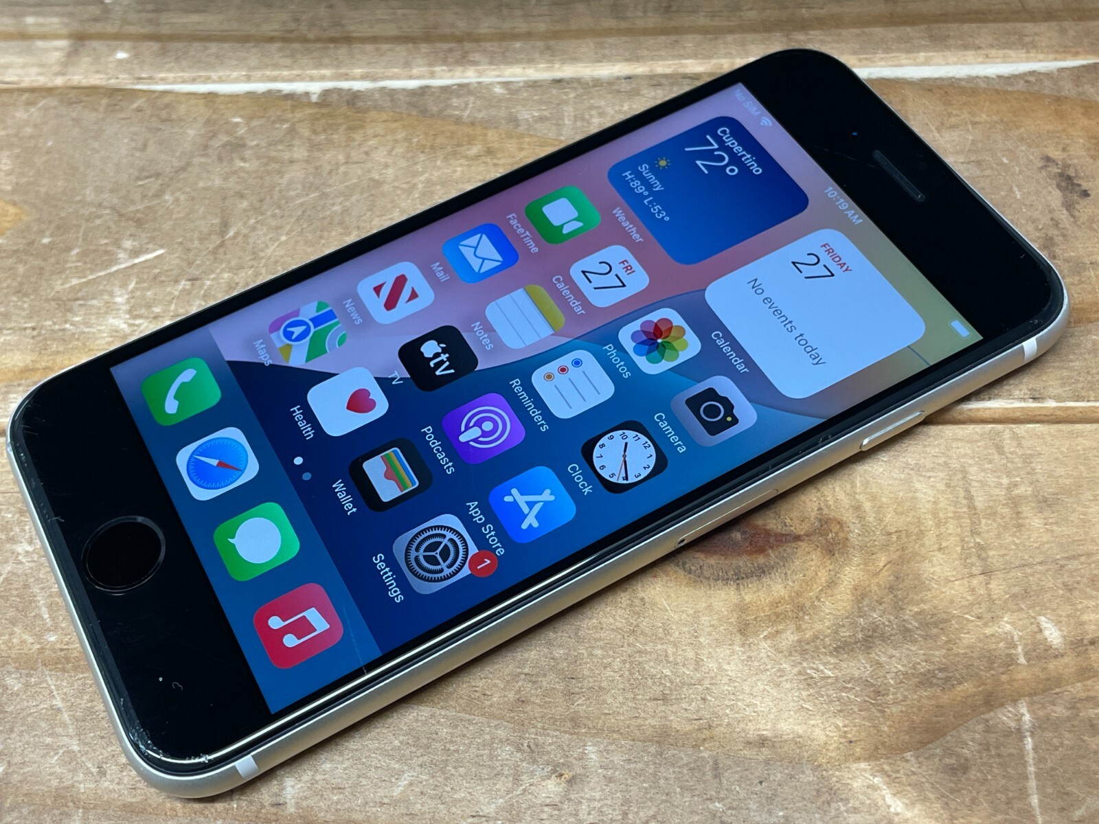 iPhone - iPhoneSE 第三世代　64GB ホワイト　iPhone SE3 64GB Amazon.com: Apple iPhone SE 3rd Gen, 64GB, Starlight