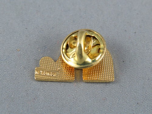 Retro Quebec Nordiques Lapel Pin - Don in Team Colours - Hard to Find