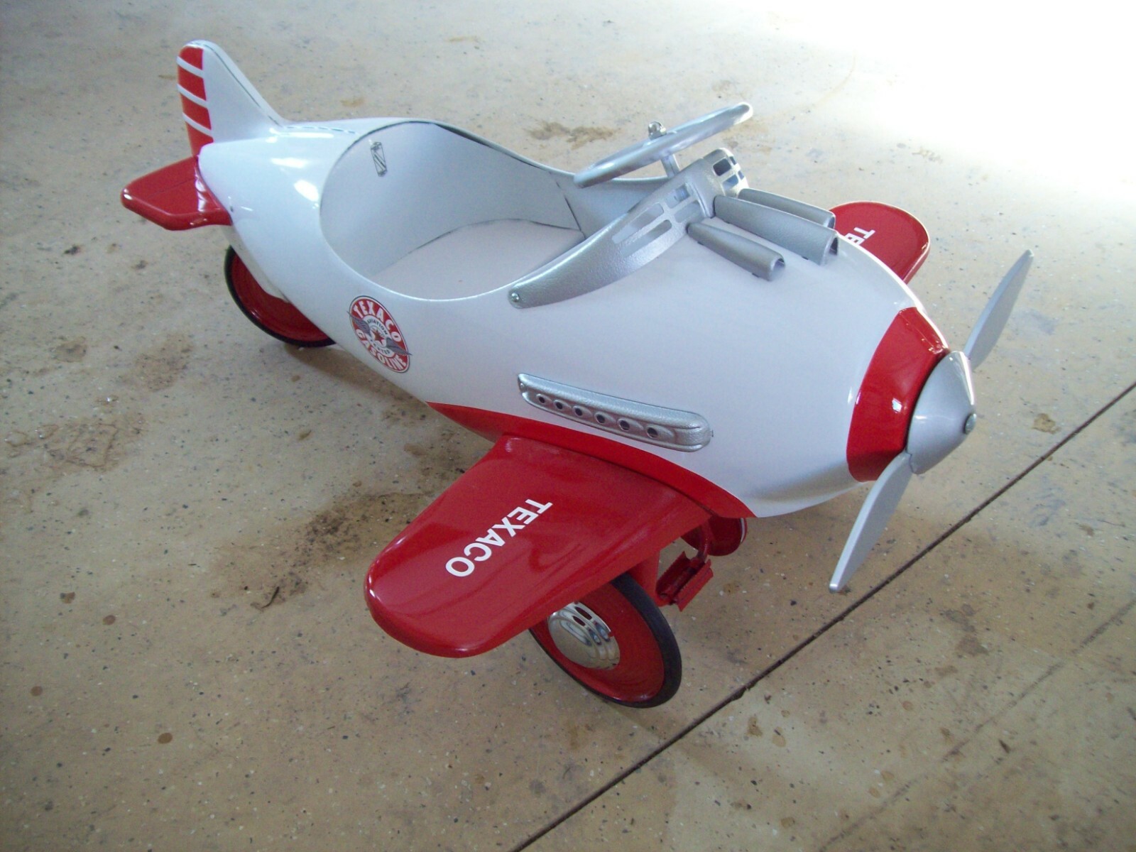 Vintage 1941 steelcraft pedal airplane