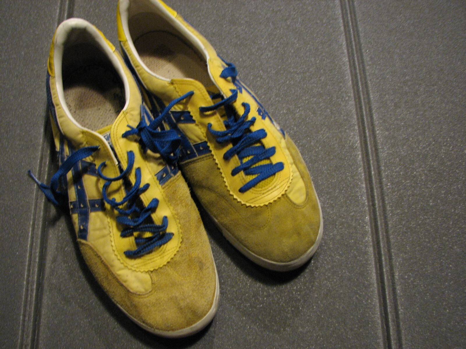 Asics Onitsuka Tiger scarpe vintage 70s shoes volleyball era