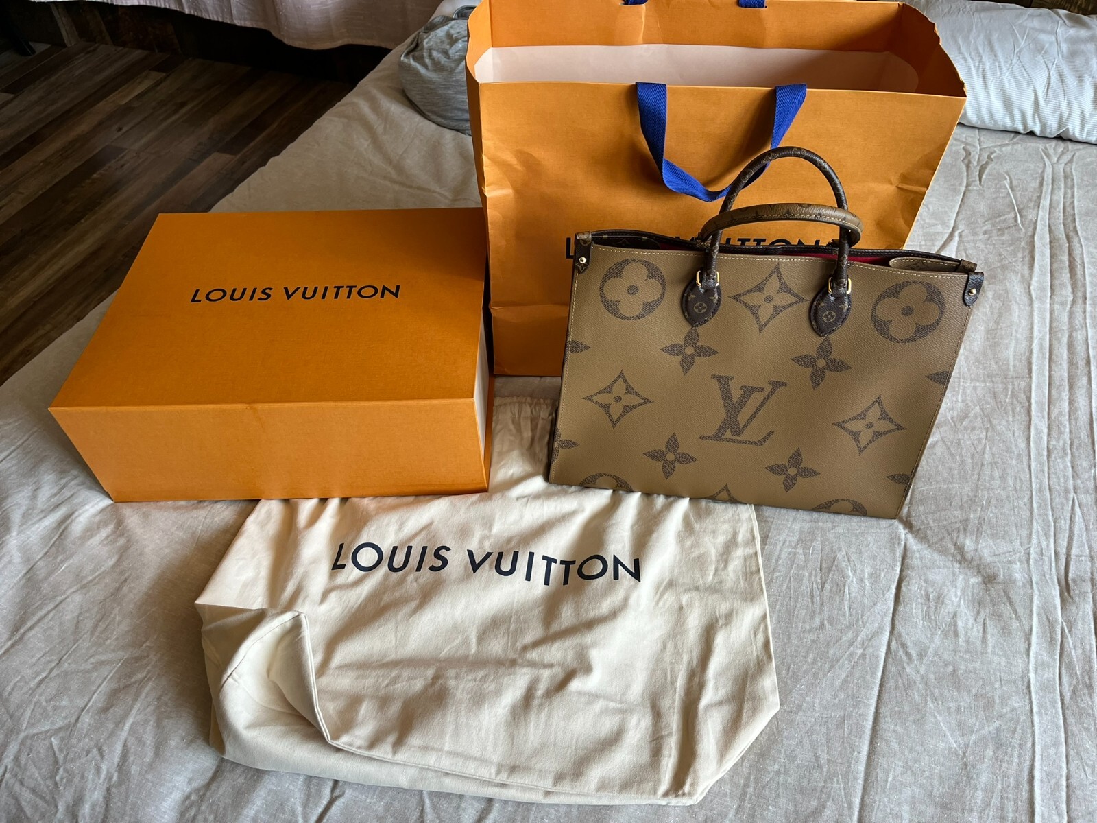 S+級[Louis Vuitton]M45320ジャイアントキャンバス TOTE BAG $_57.JPG?set_id=880000500F