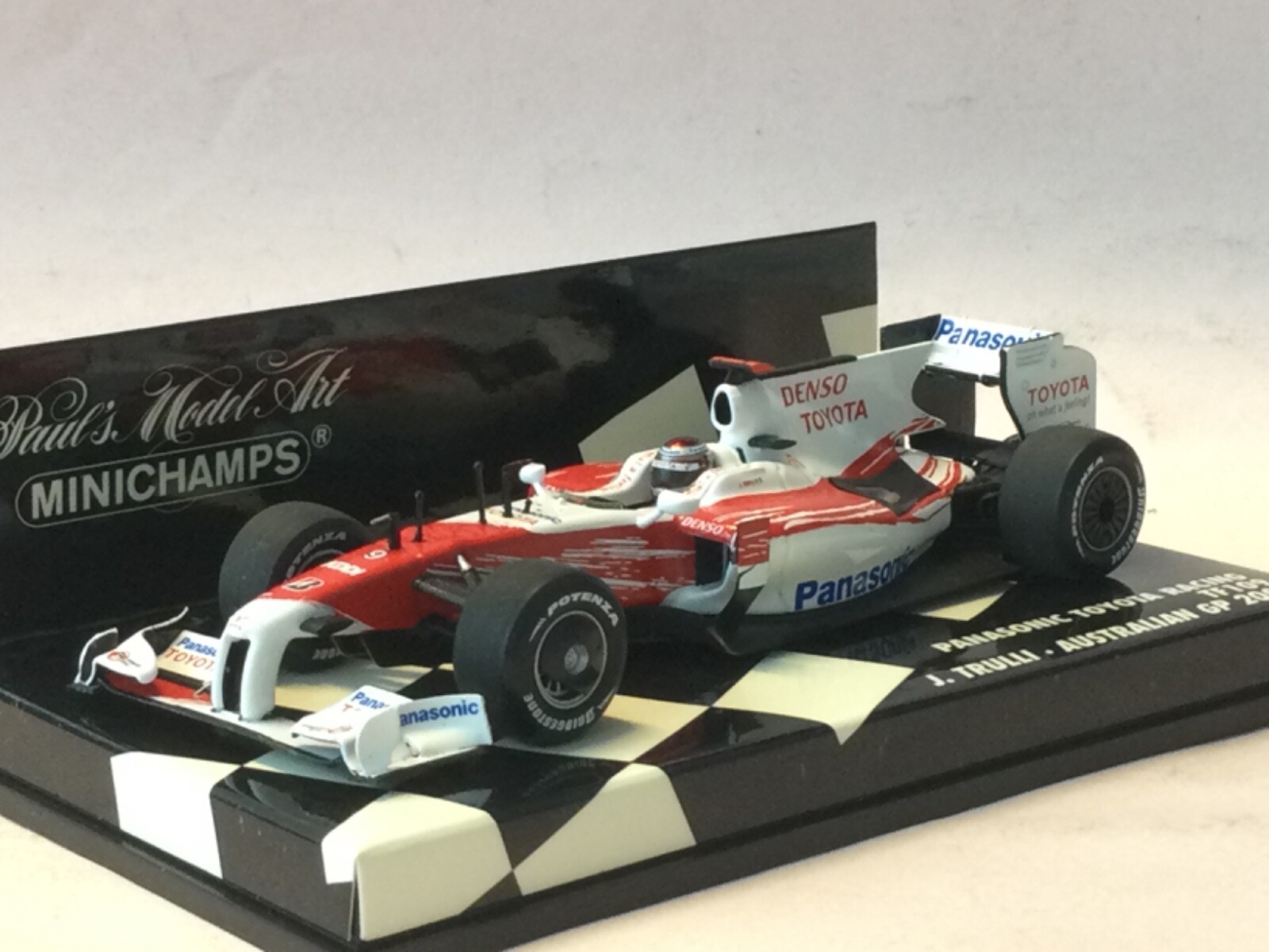 Minichamps 1:43 F1 Panasonic Toyota Racing TF109 J. Trulli