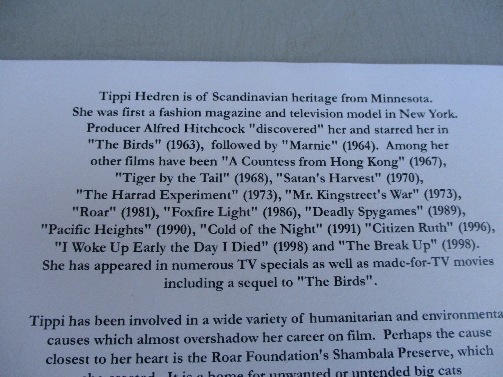 Tippi Hedren Signed Real Actual Autograph Paper Doll The Birds Cult Classic 2004