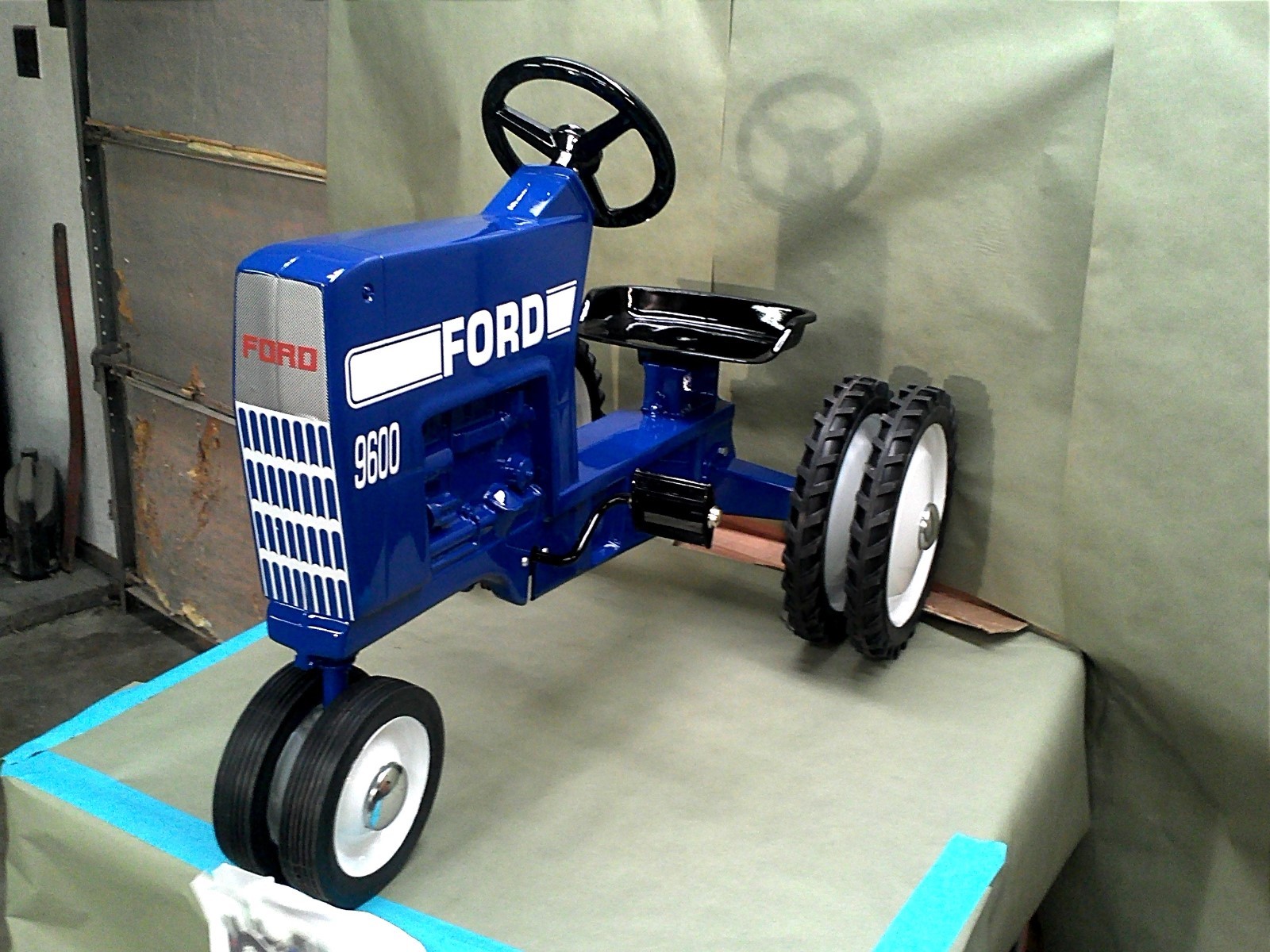 Custom Vintage Ford 8000 Ertl Pedal Tractor 9600 Conversion