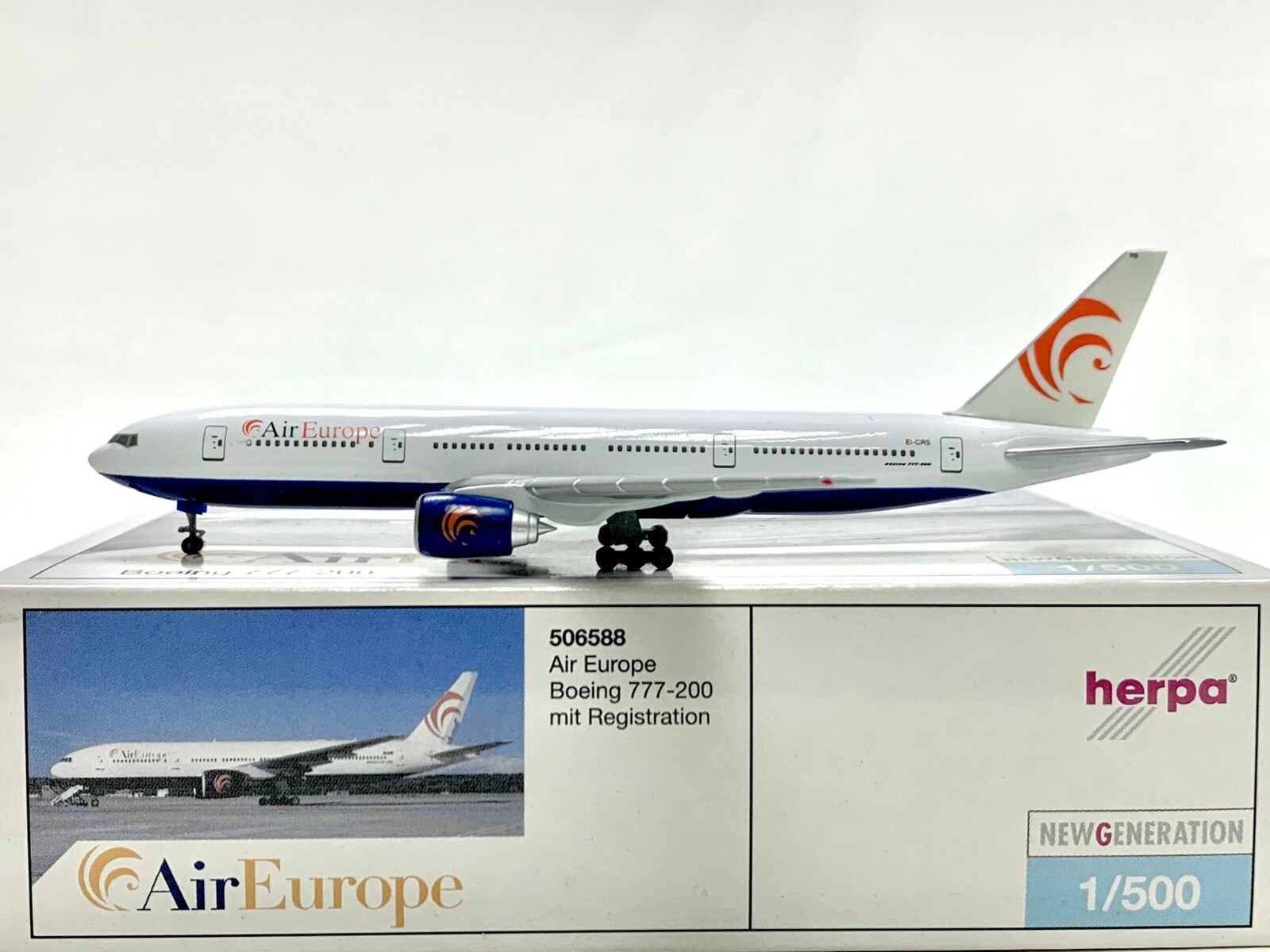 ヘルパ Herpa オーストリア航空 B777-200 1/500 ヘルパ Herpa オーストリア航空 B777-200 1/500 Amazon.co.jp