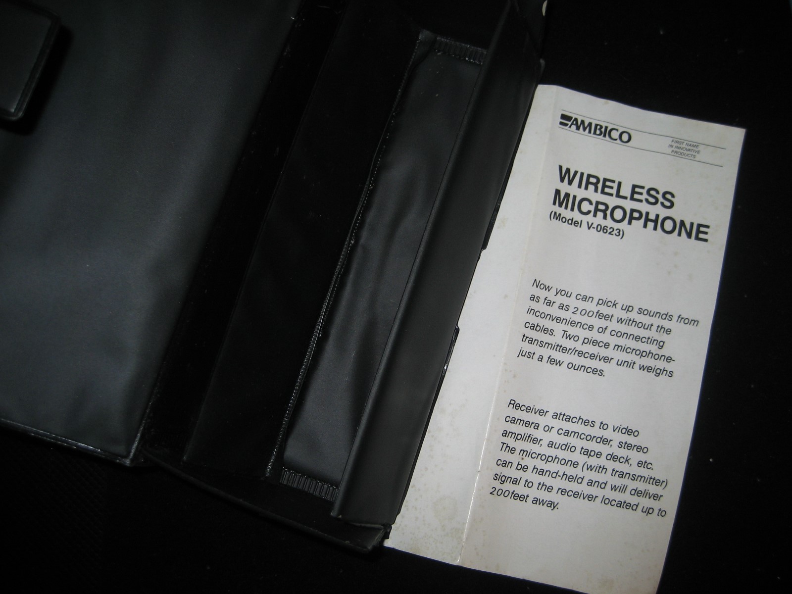 Ambico WireLess Microphone-PA Mike-up to 200Ft.with Instruction & Case- 90% OFF