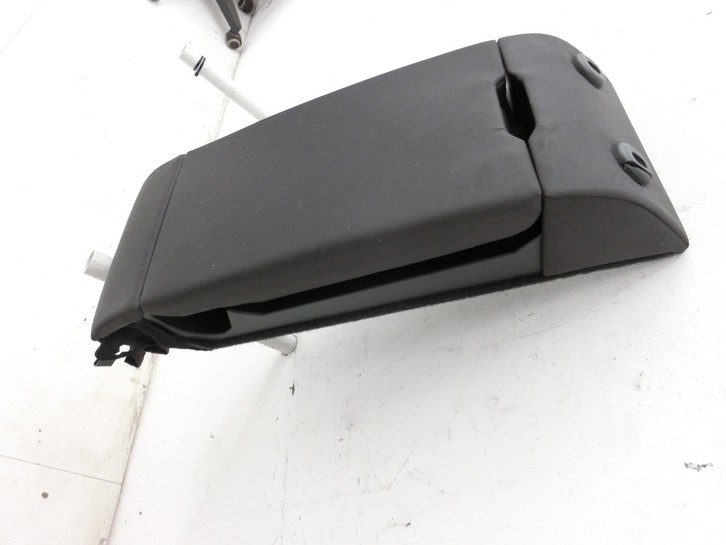 Audi A4 8W B9 19-24 Armlehne Mittelarmlehne Auflage mit Becherhalter für Rücksitzbank Audi A4 8W B9 19-24... Bild 5