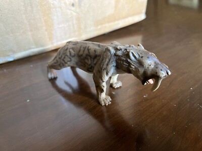 schleich saber tooth tiger figure !!!!!