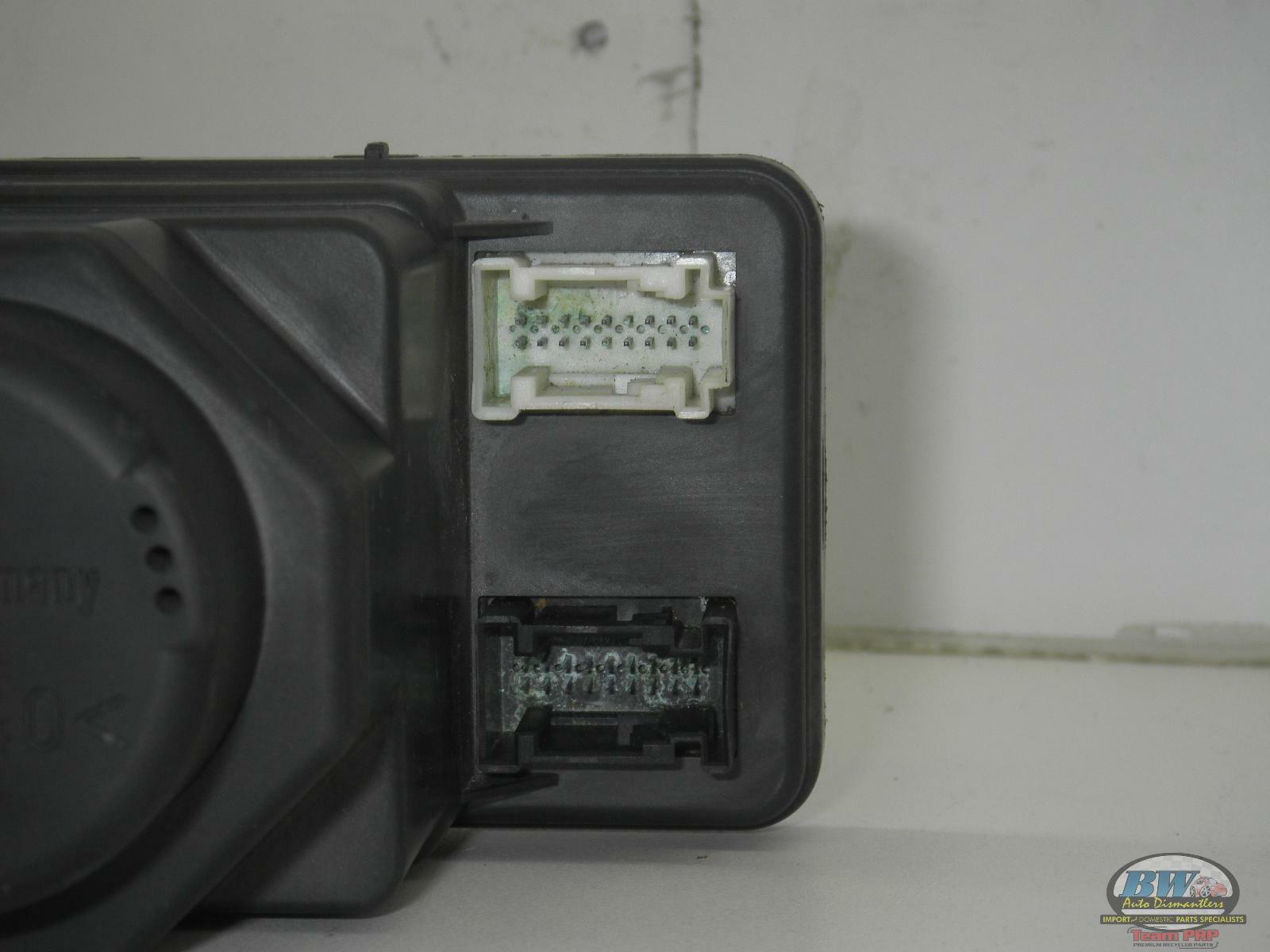 2108001348; MERCEDES E320 W210 W202 W208 OEM Central Vacuum Pump 2000