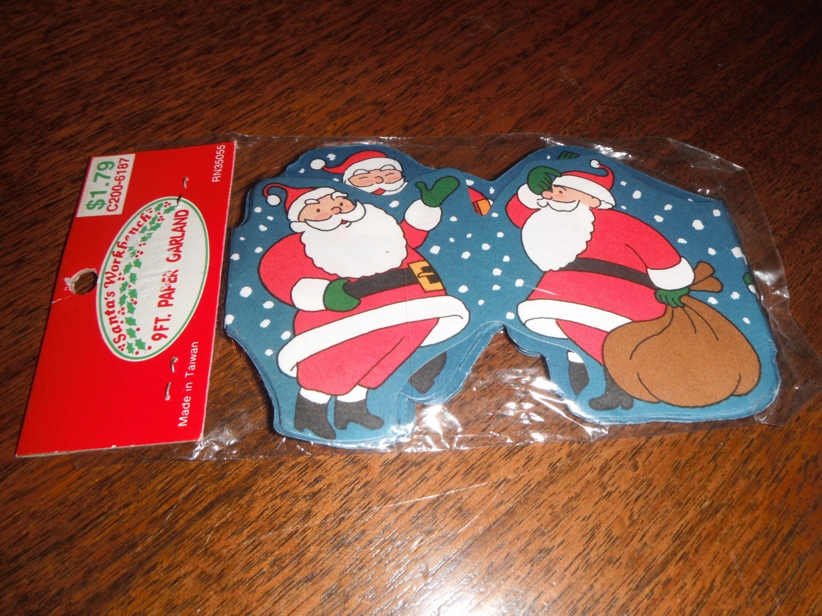 3 NIP Vintage Santa's Workbench 9' Paper Garlands Santa Soldiers Free Ship USA