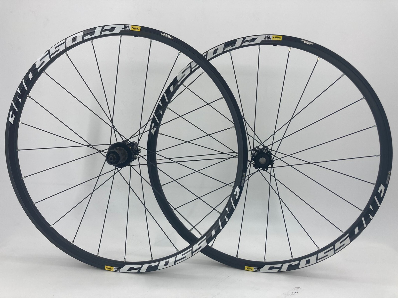 MAVIC MTB Wheelset Crossone 014 26 MAVIC MTB Wheelset Crossone 014 26