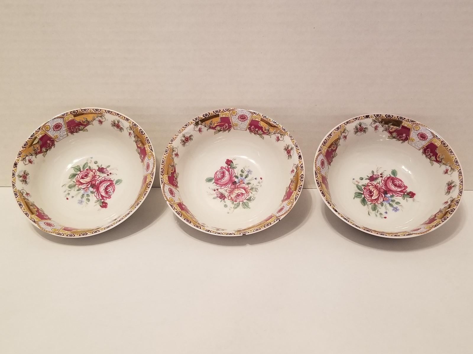 VINTAGE LIMOGES DECOR A LA MAIN SMALL BOWL FLORAL DESIGN VINTAGE LIMOGES DECOR A LA MAIN SMALL BOWL FLORAL DESIGN
