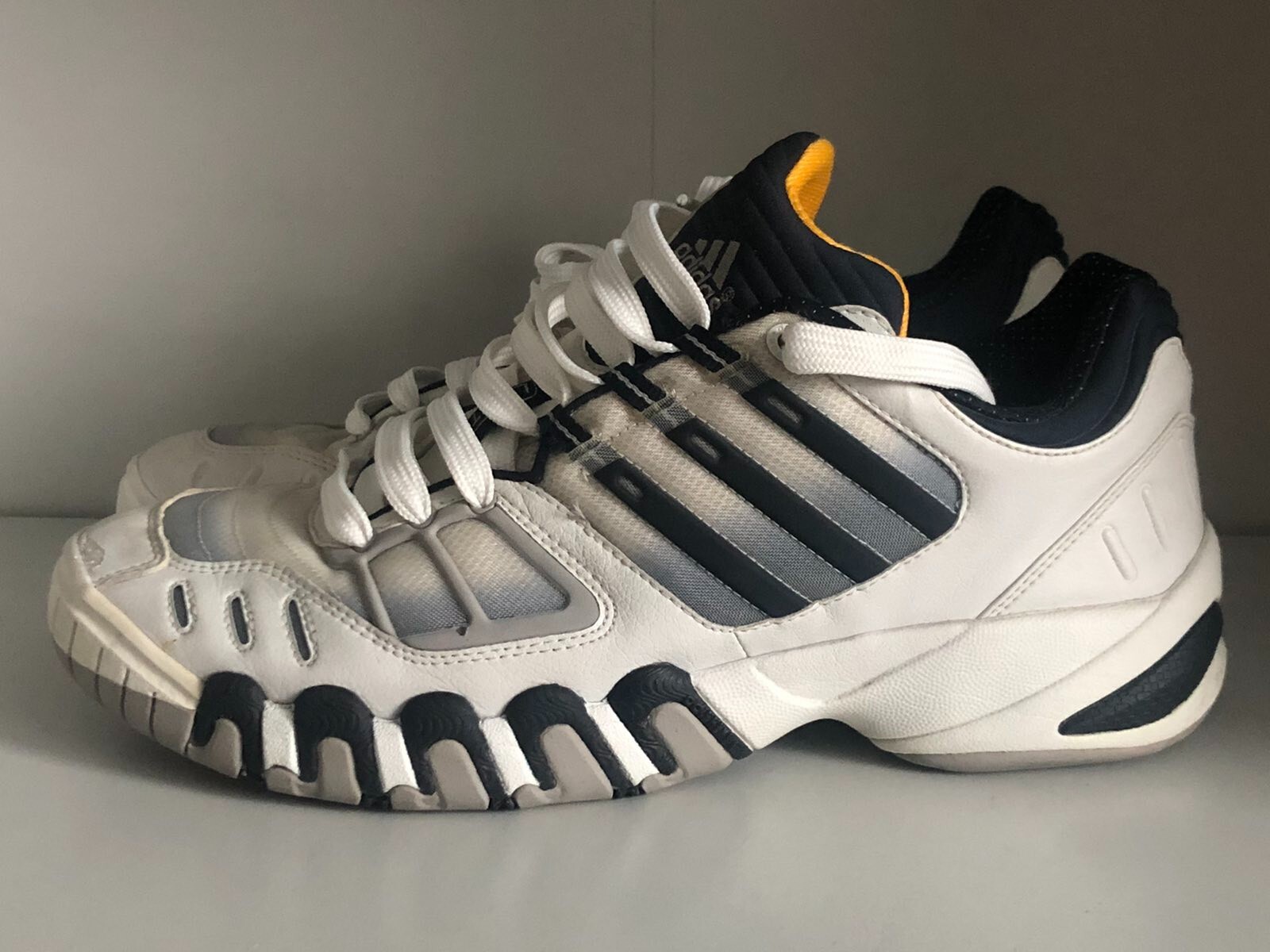 old school adidas torsion