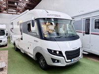 RAPIDO DISTINCTION I90 A CLASS / 4 BERTH / ISLAND BED / 2017 / AUTO / MOTORHOME