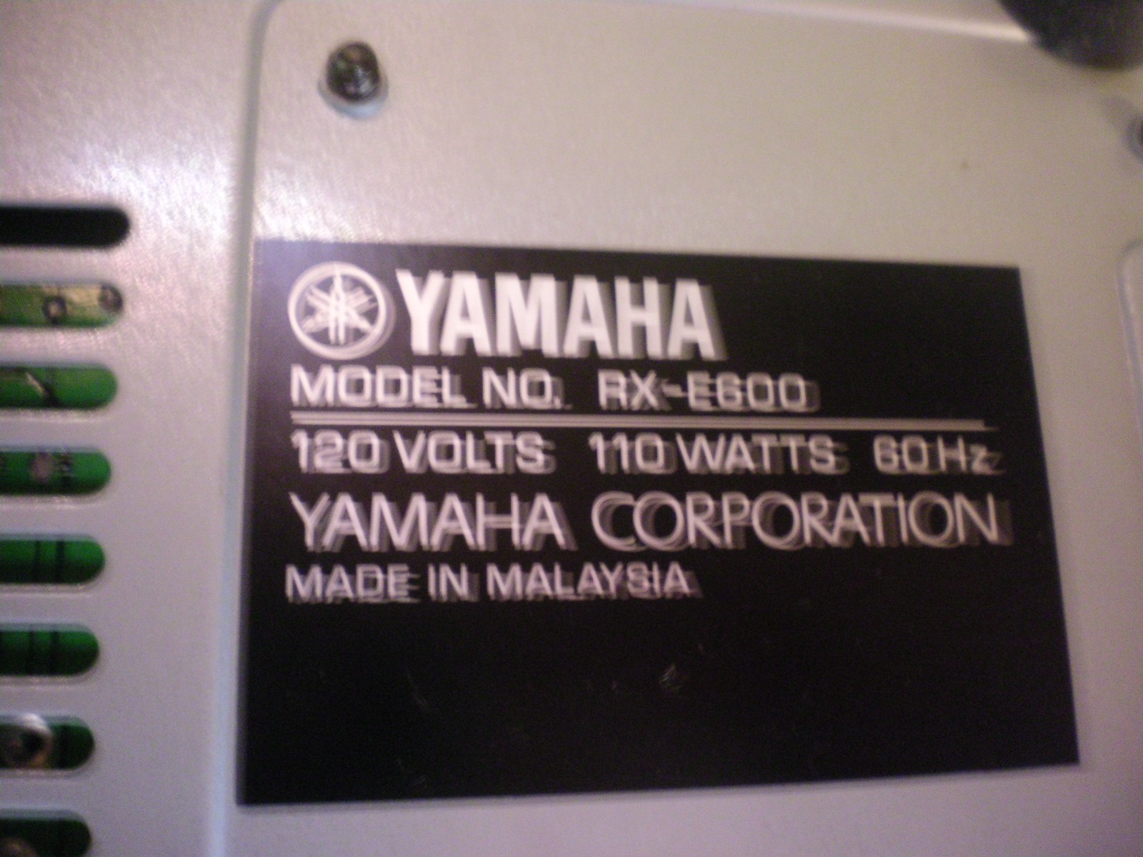 Yahama Natural Sound Stereo Receiver RX-E600 and DVD-E600 DVD Player