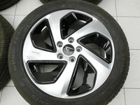 Vinfast VF8 4 x Kompletträder Aluminiumfelge Sommerreifen 225/55R19 5X120 Vinfast VF8 01.11.2023 CHS30019180 gebraucht Vorschau 4